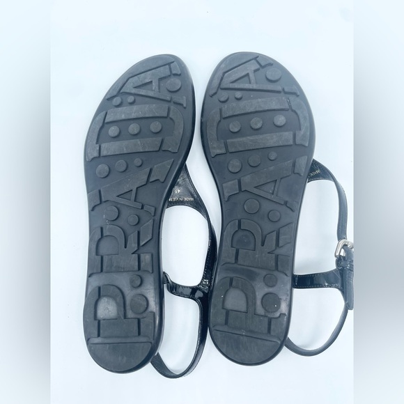Prada Black Patent leather triangle logo embellished T strap thong sandals EU 41 - Picture 10 of 11